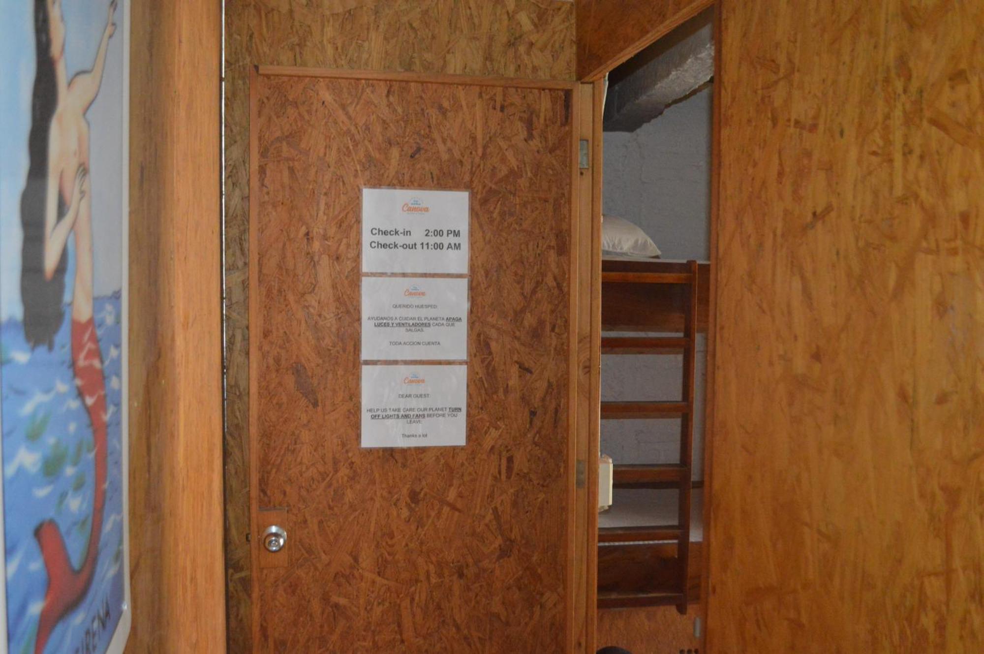 פוארטו ואלארטה Canova Hostel & Pizza מראה חיצוני תמונה