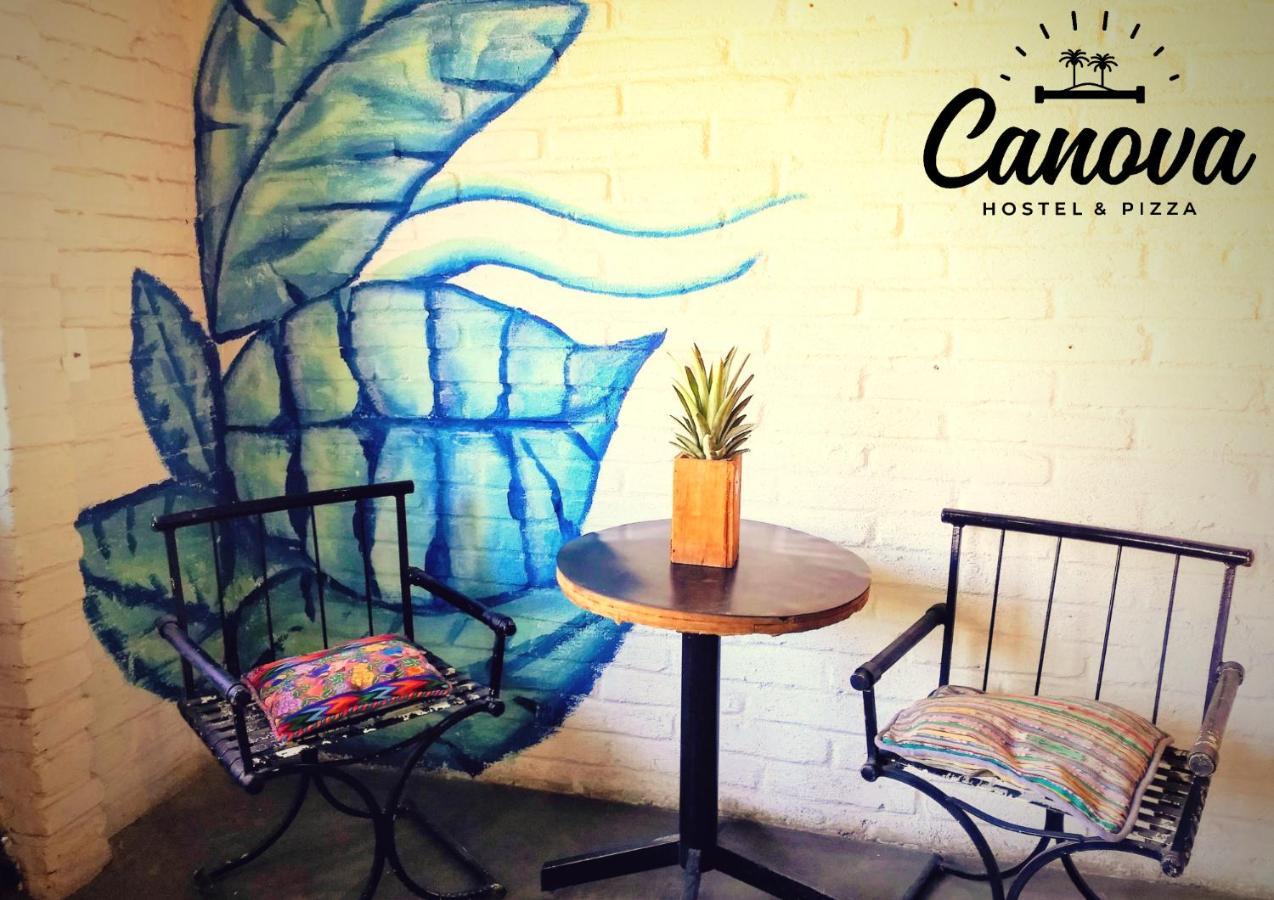 פוארטו ואלארטה Canova Hostel & Pizza מראה חיצוני תמונה